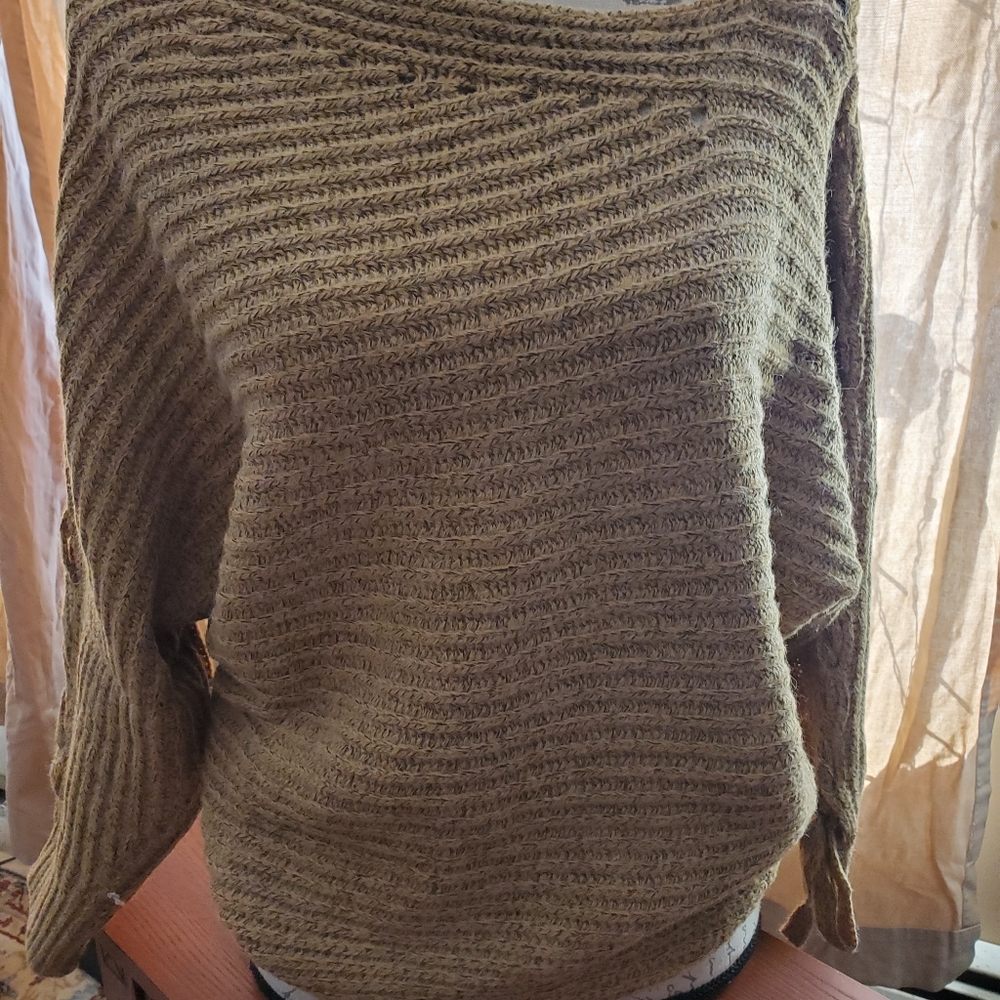 Unique top asymmetrical neckline too lace sleeves